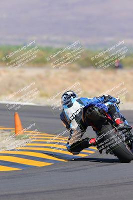 media/Oct-09-2022-SoCal Trackdays (Sun) [[95640aeeb6]]/Turn 14 Backside (1125am)/